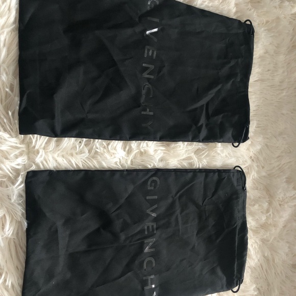 Givenchy shoebox and dust bags - Picture 4 of 6